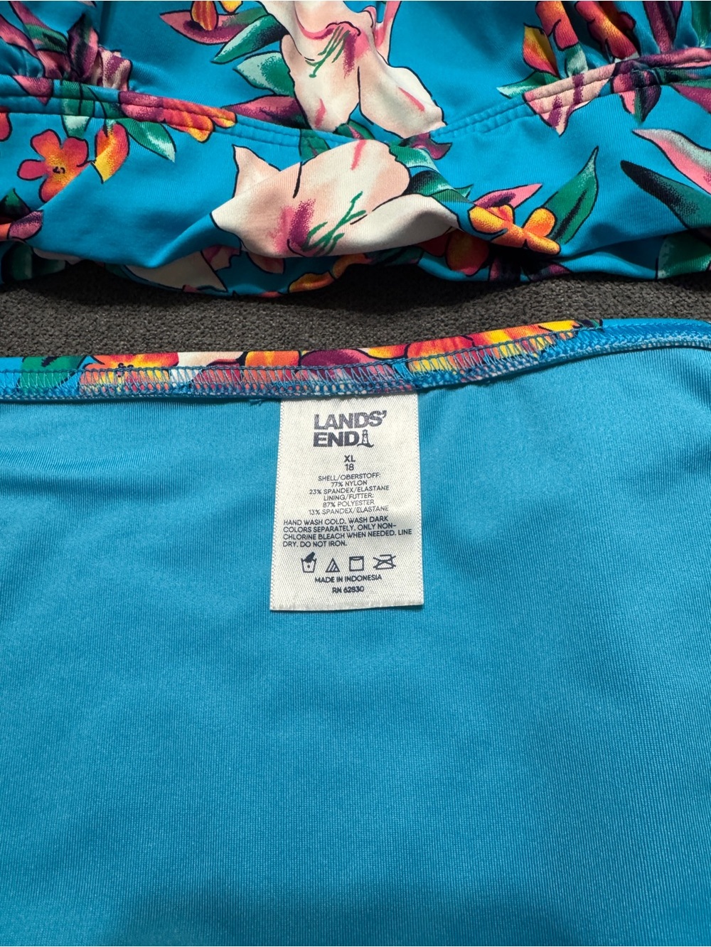 Lands End blue floral bikini set size XL - Picture 3 of 6